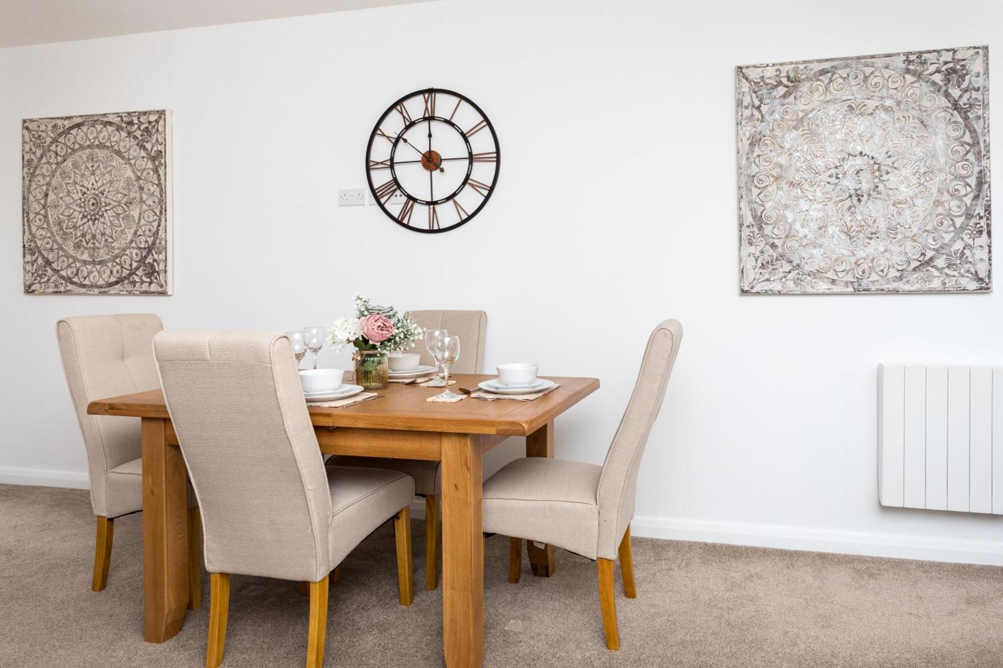 Flat 7- Spacious Studio Flat In The Heart Of Crawley Esterno foto